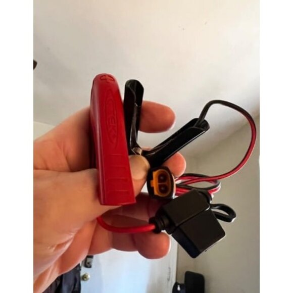 Fully Automatic 4.3 amp Battery Charger and Maintainer 12V - Picture 4 of 4